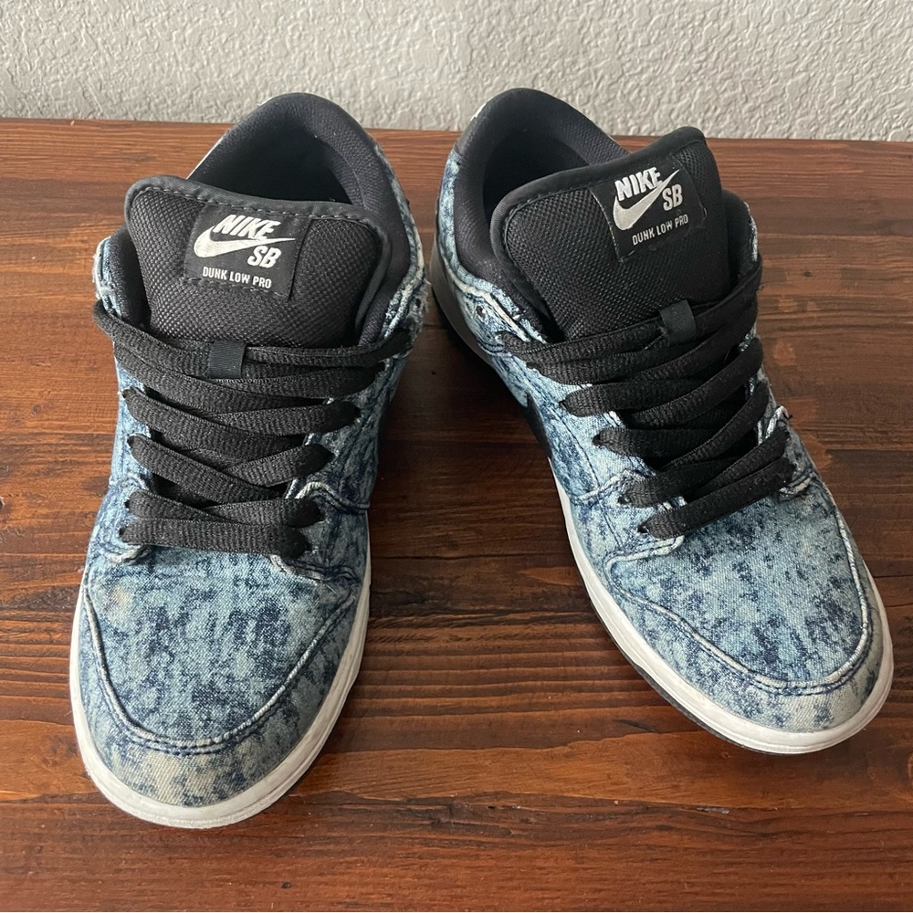 Nike Dunk Lo skateboard sneakers with 90s acid wash